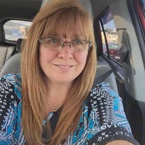 Meet your Posher, Ellen